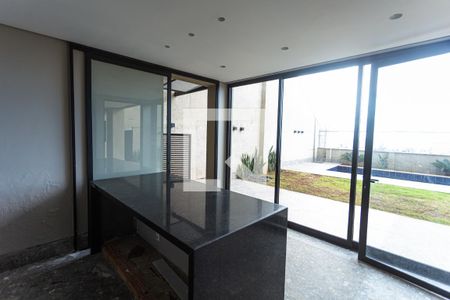 Casa para alugar com 332m², 3 quartos e 3 vagas