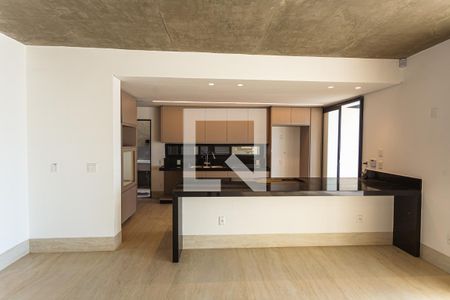 Casa para alugar com 332m², 3 quartos e 3 vagas