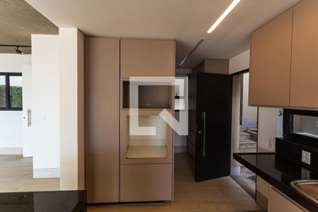 Casa para alugar com 332m², 3 quartos e 3 vagas