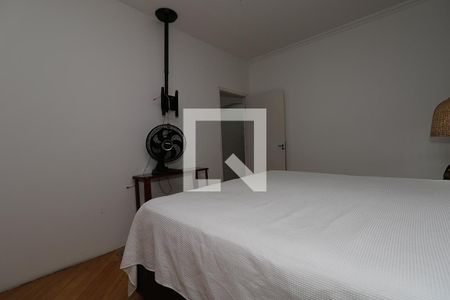 Casa à venda com 400m², 4 quartos e 6 vagas Casa à venda com 400m², 4 quartos e 6 vagasQuarto Suíte 2