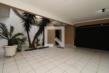 Casa à venda com 400m², 4 quartos e 6 vagas Casa à venda com 400m², 4 quartos e 6 vagasGaragem 6 Vagas