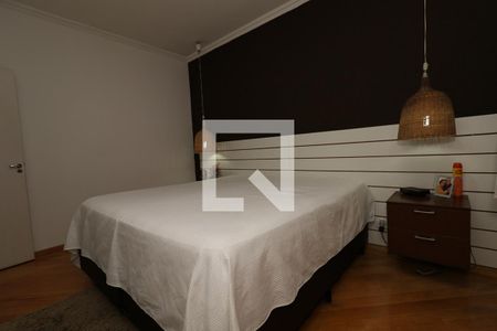 Casa à venda com 400m², 4 quartos e 6 vagas Casa à venda com 400m², 4 quartos e 6 vagasQuarto Suíte 2