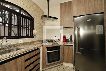 Casa à venda com 400m², 4 quartos e 6 vagas Casa à venda com 400m², 4 quartos e 6 vagasCozinha