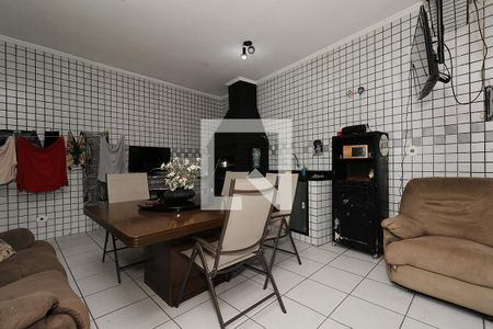 Casa à venda com 400m², 4 quartos e 6 vagas Casa à venda com 400m², 4 quartos e 6 vagasÁrea de Churrasco