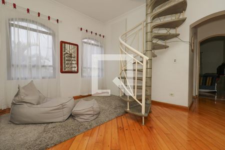 Casa à venda com 400m², 4 quartos e 6 vagas Casa à venda com 400m², 4 quartos e 6 vagasHall dos Quartos