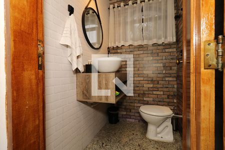 Casa à venda com 400m², 4 quartos e 6 vagas Casa à venda com 400m², 4 quartos e 6 vagasLavabo