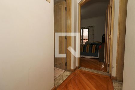 Casa à venda com 400m², 4 quartos e 6 vagas Casa à venda com 400m², 4 quartos e 6 vagasCorredor