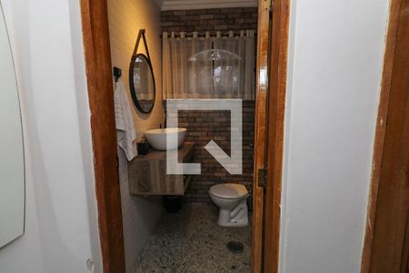 Casa à venda com 400m², 4 quartos e 6 vagas Casa à venda com 400m², 4 quartos e 6 vagasLavabo