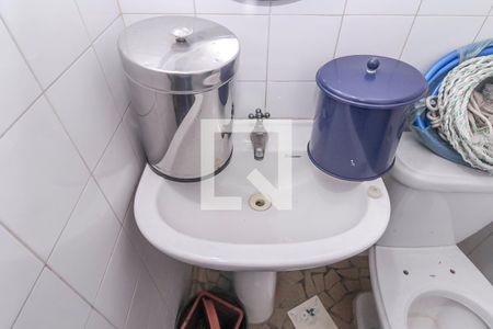 Casa à venda com 249m², 3 quartos e 3 vagasBanheiro 4