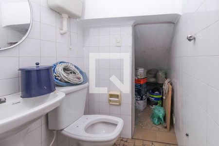 Casa à venda com 249m², 3 quartos e 3 vagasBanheiro 4