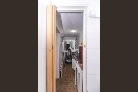 Casa à venda com 249m², 3 quartos e 3 vagasBanheiro 4