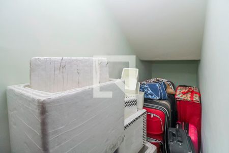 Depósito de casa à venda com 3 quartos, 249m² em Vila Lucia, São Paulo