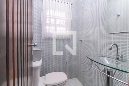 Casa à venda com 249m², 3 quartos e 3 vagasBanheiro 2