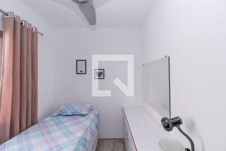 Casa à venda com 249m², 3 quartos e 3 vagasQuarto 2