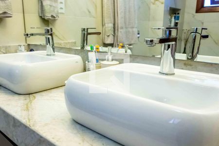 Apartamento à venda com 396m², 3 quartos e 3 vagasBanheiro Suite