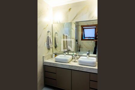 Apartamento à venda com 396m², 3 quartos e 3 vagasBanheiro Suite