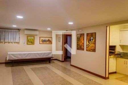 Apartamento à venda com 396m², 3 quartos e 3 vagasÁrea comum - Salão de festas