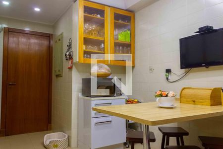 Apartamento à venda com 396m², 3 quartos e 3 vagasCozinha principal