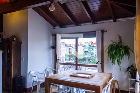 Apartamento à venda com 396m², 3 quartos e 3 vagasCozinha 2 andar