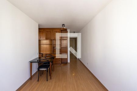 Sala de apartamento para alugar com 1 quarto, 49m² em Moema, São Paulo