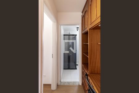 Corredor de apartamento para alugar com 1 quarto, 49m² em Moema, São Paulo