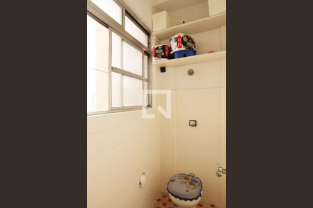 Apartamento à venda com 153m², 3 quartos e sem vagaBanheiro de serviço