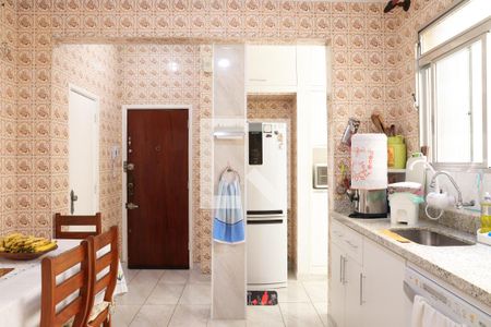 Apartamento à venda com 153m², 3 quartos e sem vagaCozinha