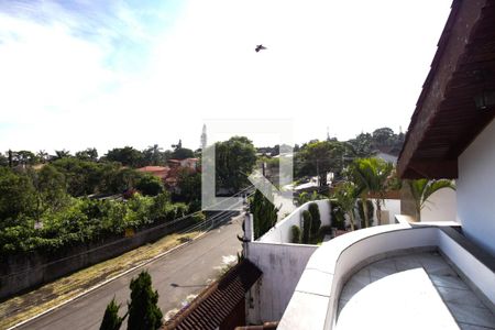 Casa à venda com 350m², 4 quartos e 3 vagas Casa à venda com 350m², 4 quartos e 3 vagasSacada