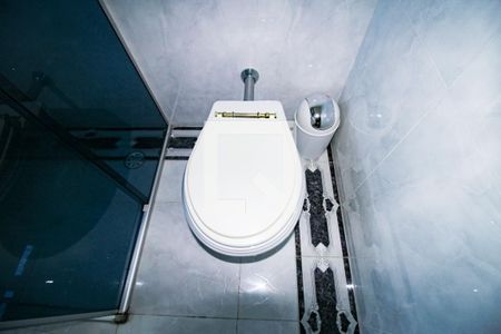 Casa à venda com 350m², 4 quartos e 3 vagas Casa à venda com 350m², 4 quartos e 3 vagasBanheiro do Quarto 2