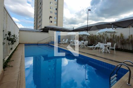 Apartamento à venda com 49m², 2 quartos e sem vagaÁrea comum - Piscina