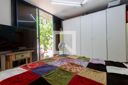 Casa à venda com 280m², 3 quartos e 2 vagasSuite