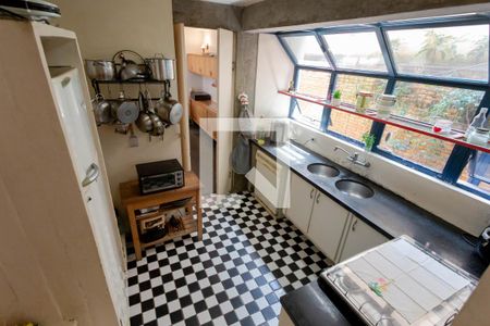 Casa à venda com 280m², 3 quartos e 2 vagasCozinha