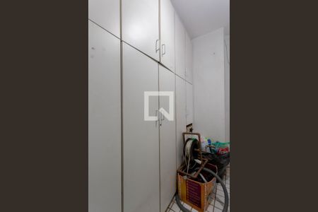 Casa à venda com 280m², 3 quartos e 2 vagasLAvanderia