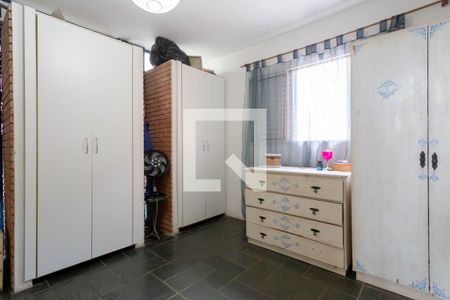 Casa à venda com 280m², 3 quartos e 2 vagasQuarto 2