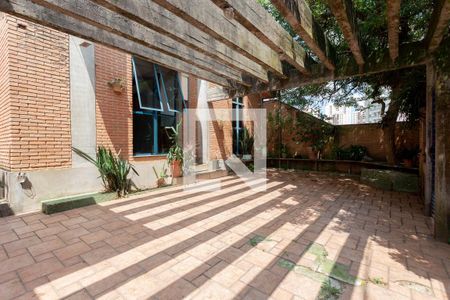 Casa à venda com 280m², 3 quartos e 2 vagasGaragem