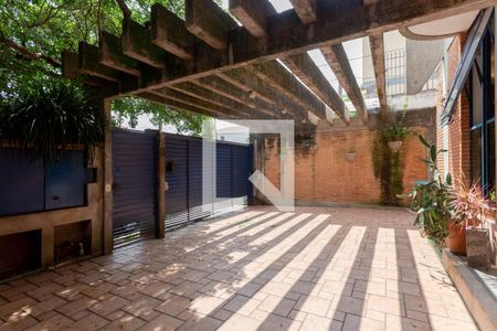 Casa à venda com 280m², 3 quartos e 2 vagasGaragem