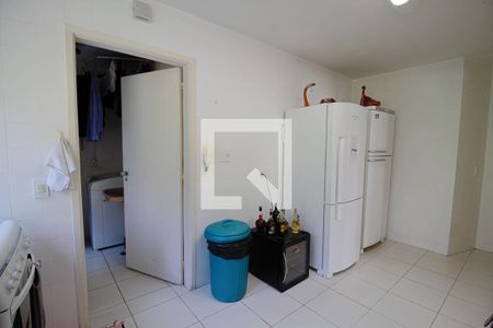 Apartamento à venda com 157m², 3 quartos e 3 vagasCozinha 