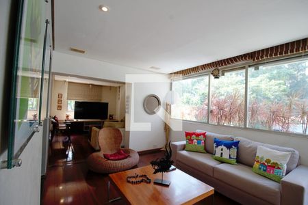 Sala  de apartamento à venda com 3 quartos, 157m² em Jardim Ampliação, São Paulo