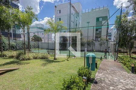 Apartamento à venda com 60m², 2 quartos e 1 vaga Apartamento à venda com 60m², 2 quartos e 1 vagaÁrea Comum - Playground / Quadra esportiva