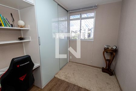 Quarto 2 de apartamento para alugar com 2 quartos, 60m² em Castelo, Belo Horizonte