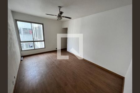 Sala de apartamento para alugar com 3 quartos, 77m² em Todos Os Santos, Rio de Janeiro