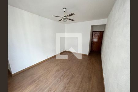 Sala de apartamento para alugar com 3 quartos, 77m² em Todos Os Santos, Rio de Janeiro