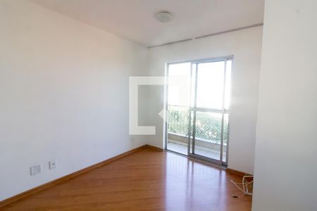 Sala de apartamento para alugar com 2 quartos, 47m² em Jardim Ester Yolanda, São Paulo