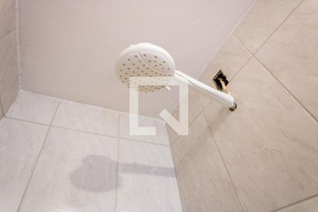 Casa à venda com 68m², 2 quartos e 1 vaga Casa à venda com 68m², 2 quartos e 1 vagaBanheiro