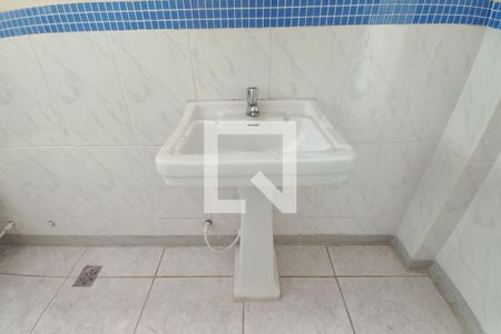 Apartamento para alugar com 90m², 3 quartos e sem vaga Apartamento para alugar com 90m², 3 quartos e sem vagaDetalhe do banheiro