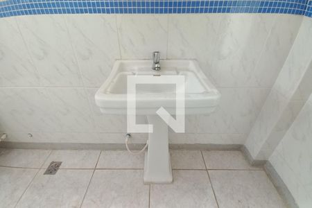 Apartamento para alugar com 90m², 3 quartos e sem vaga Apartamento para alugar com 90m², 3 quartos e sem vagaDetalhe do banheiro
