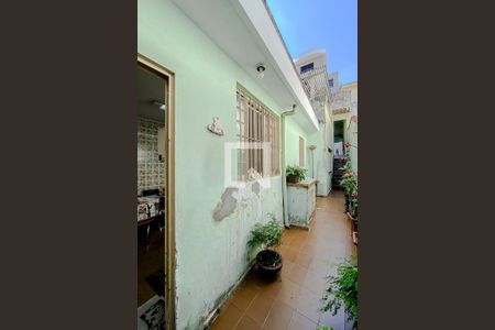 Casa à venda com 150m², 3 quartos e 2 vagas Casa à venda com 150m², 3 quartos e 2 vagasQuintal