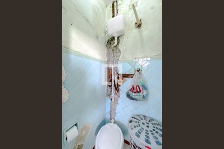 Casa à venda com 150m², 3 quartos e 2 vagas Casa à venda com 150m², 3 quartos e 2 vagasBanheiro de serviço