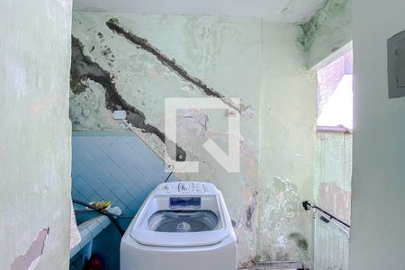 Casa à venda com 150m², 3 quartos e 2 vagas Casa à venda com 150m², 3 quartos e 2 vagasLavanderia