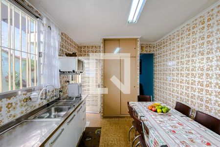 Casa à venda com 150m², 3 quartos e 2 vagas Casa à venda com 150m², 3 quartos e 2 vagasCozinha